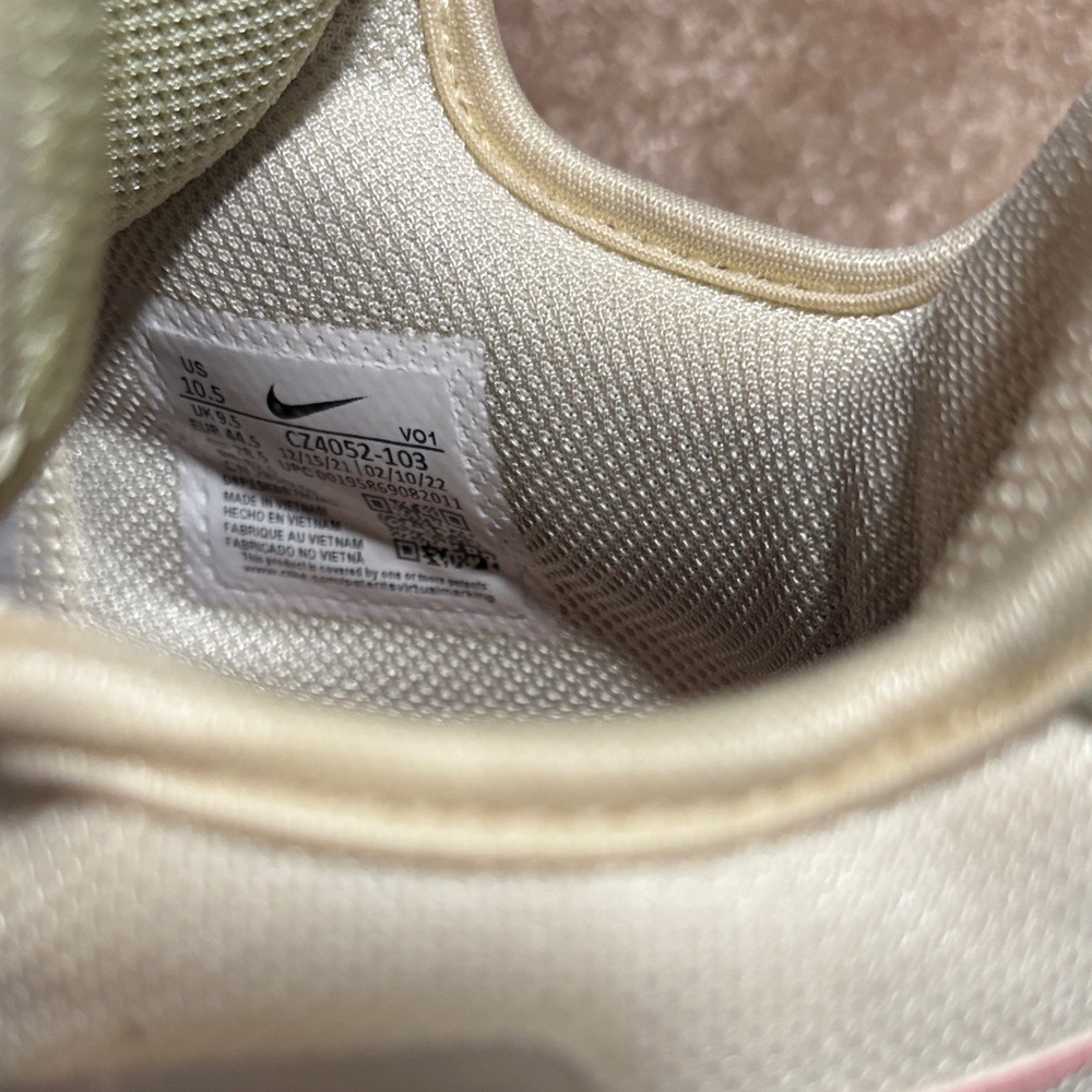 LeBron witness 6 “Easter” - Picture 3 of 4